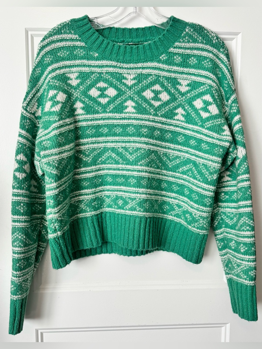 American Eagle Fair Isle Snow Drift Green White Cropped Sweater XS - Picture 2 of 9